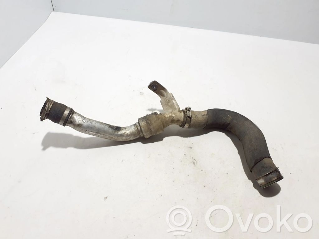 Volkswagen Touareg II Furtun/conductă intercooler 