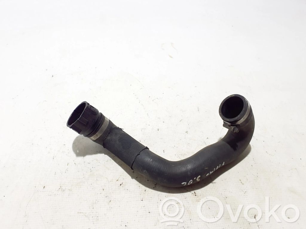 BMW 5 F10 F11 Conductă/furtun lichid de răcire motor 