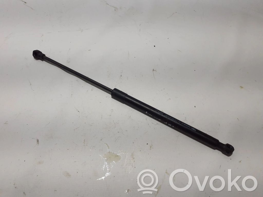 Renault Captur II Tailgate strut 