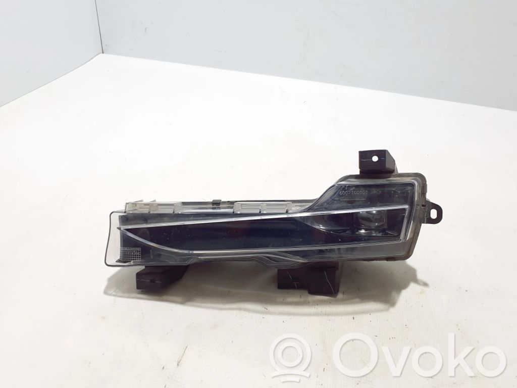 Tesla Model 3 Etusumuvalo 