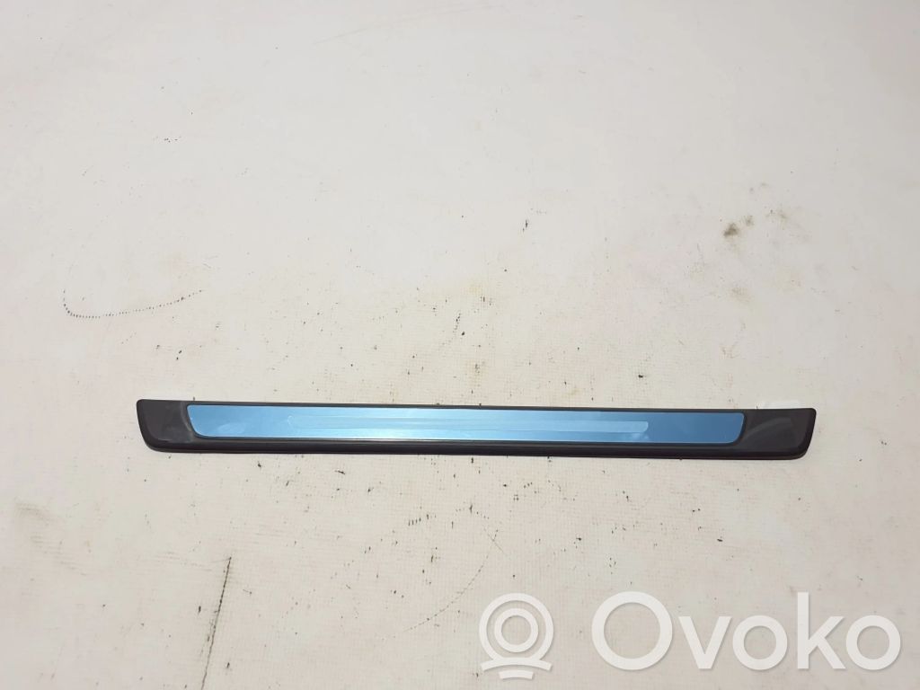 Audi e-tron Copertura del rivestimento del sottoporta anteriore 