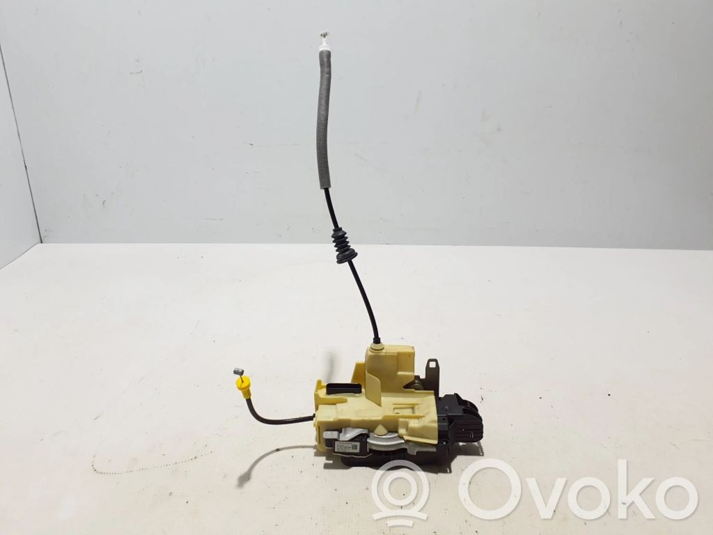 Volvo XC60 Takaoven lukko 