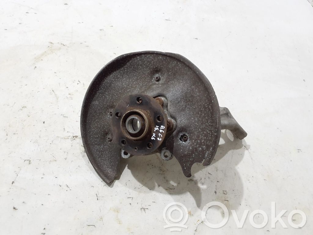 Cubo de rueda trasera   8R0505431F