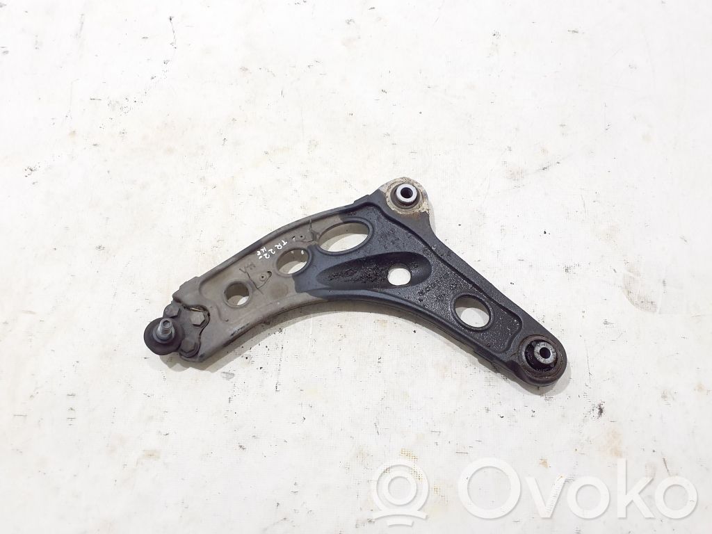 Renault Trafic III (X82) Front lower control arm/wishbone 