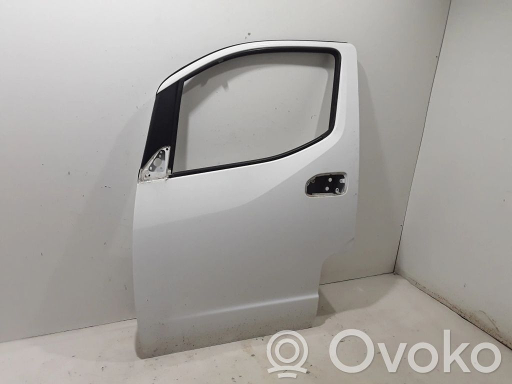 Nissan NV200 Drzwi przednie 