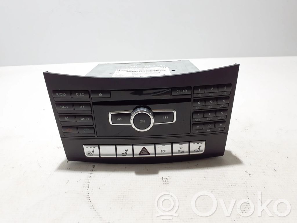 Mercedes-Benz E W212 Unitate principală radio/CD/DVD/GPS 