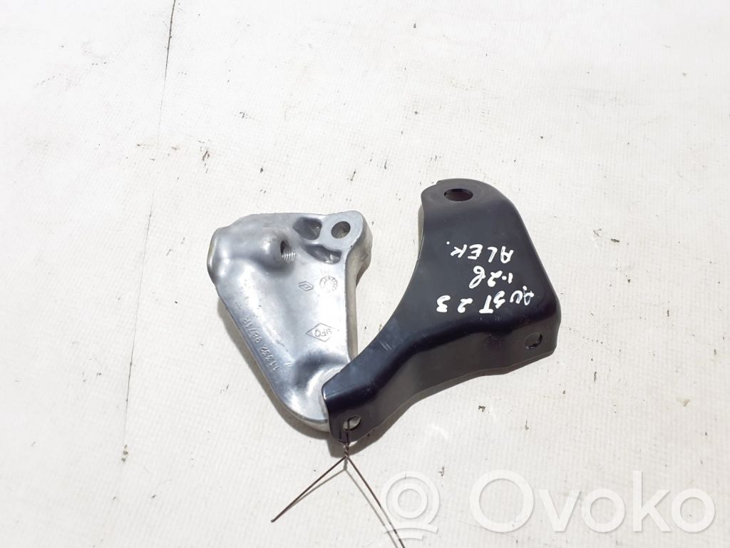 Engine mounting bracket   113329871R