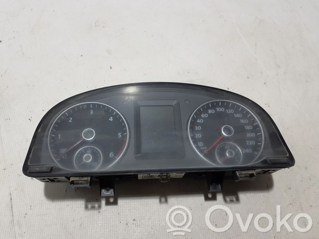 Volkswagen Caddy Speedometer (instrument cluster) 