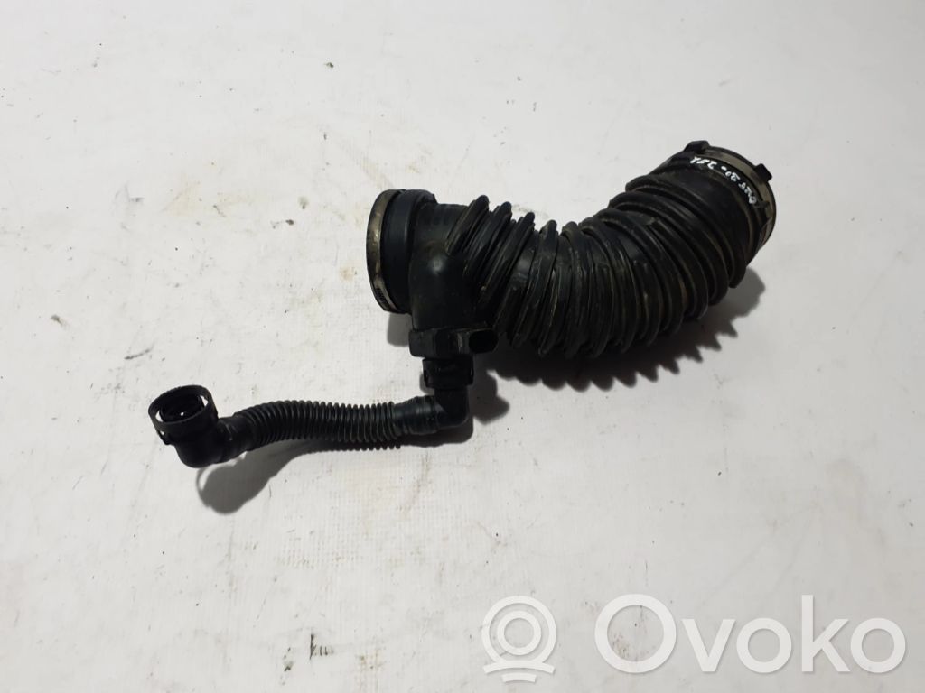Skoda Octavia Mk4 Część rury dolotu powietrza 