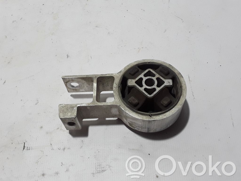 Ford Mach-E I Engine mounting bracket 