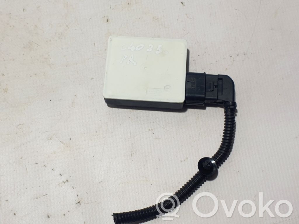Volvo C40 Distronic sensor radar 