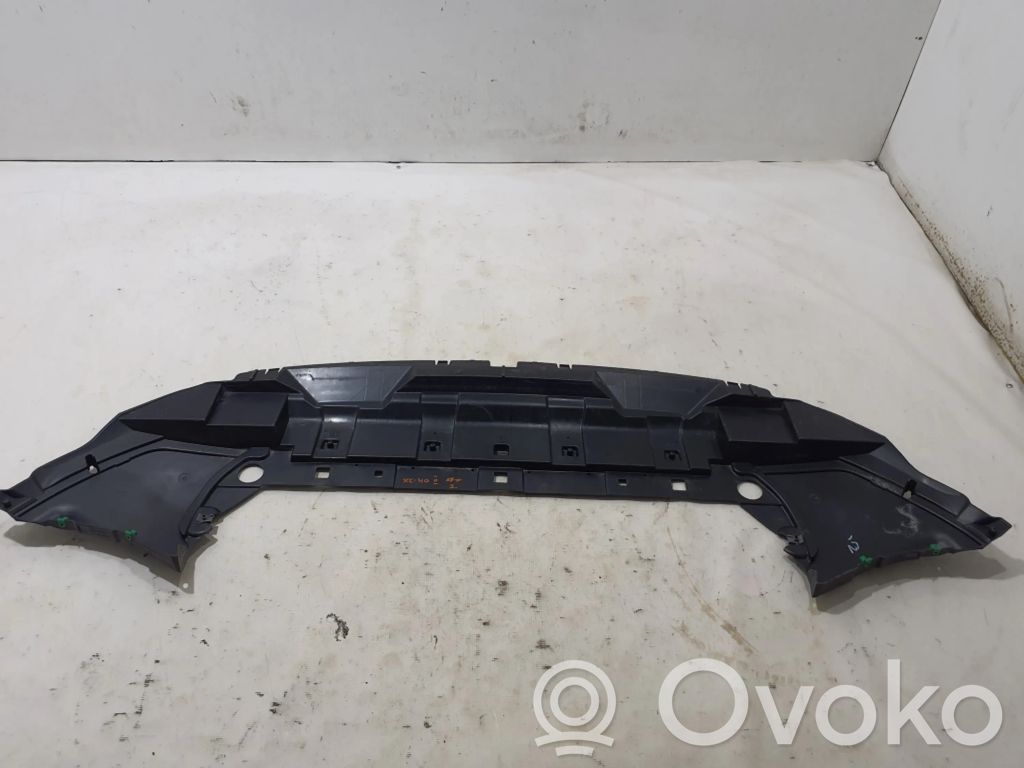 Volvo XC40 Variklio dugno apsauga 