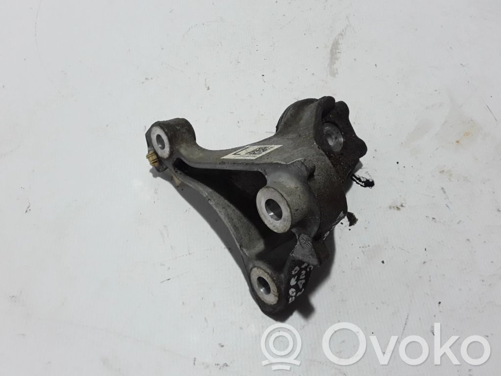 Ford Ranger Engine mounting bracket 