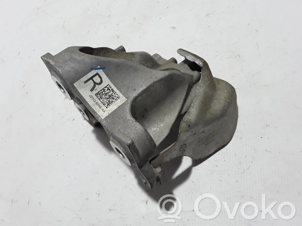 Engine mounting bracket   JB3G6046AA