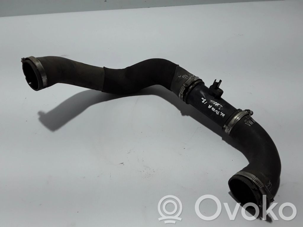 Volkswagen Touareg III Furtun/conductă intercooler 