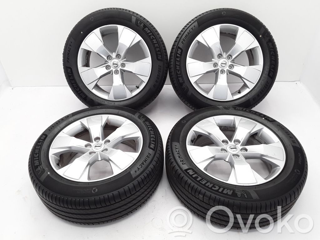 Volvo XC40 Cerchione in lega R18