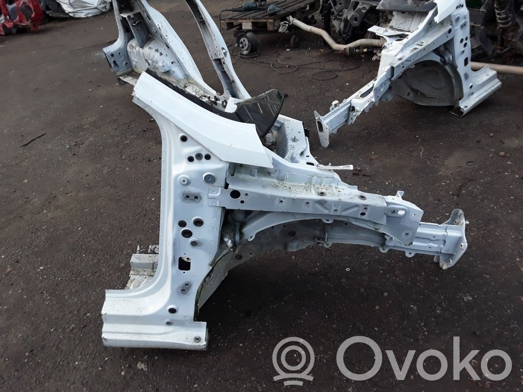 Renault Clio V Panel lateral delantero 