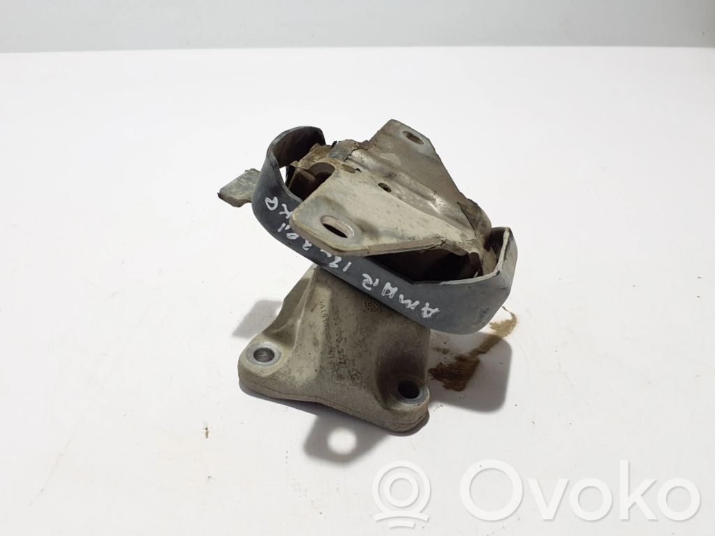 Volkswagen Amarok Engine mount bracket 