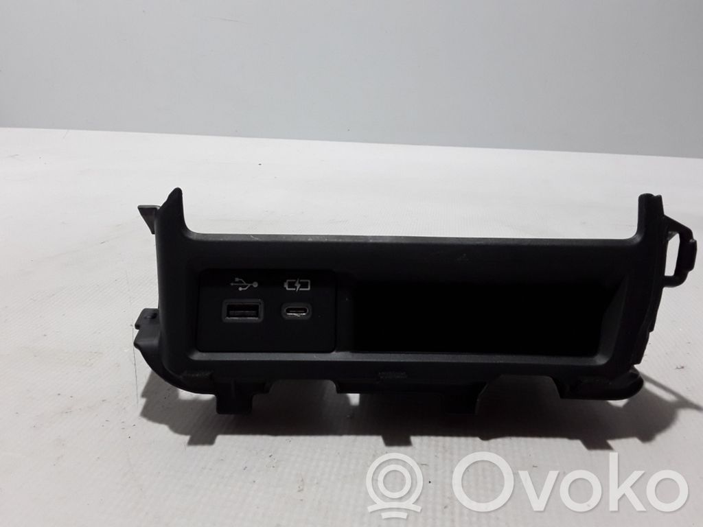 Lexus NX Enchufe conector USB 
