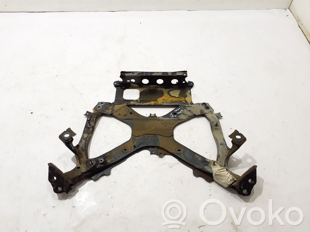 Audi A6 S6 C8 4K Priekinis traversas 