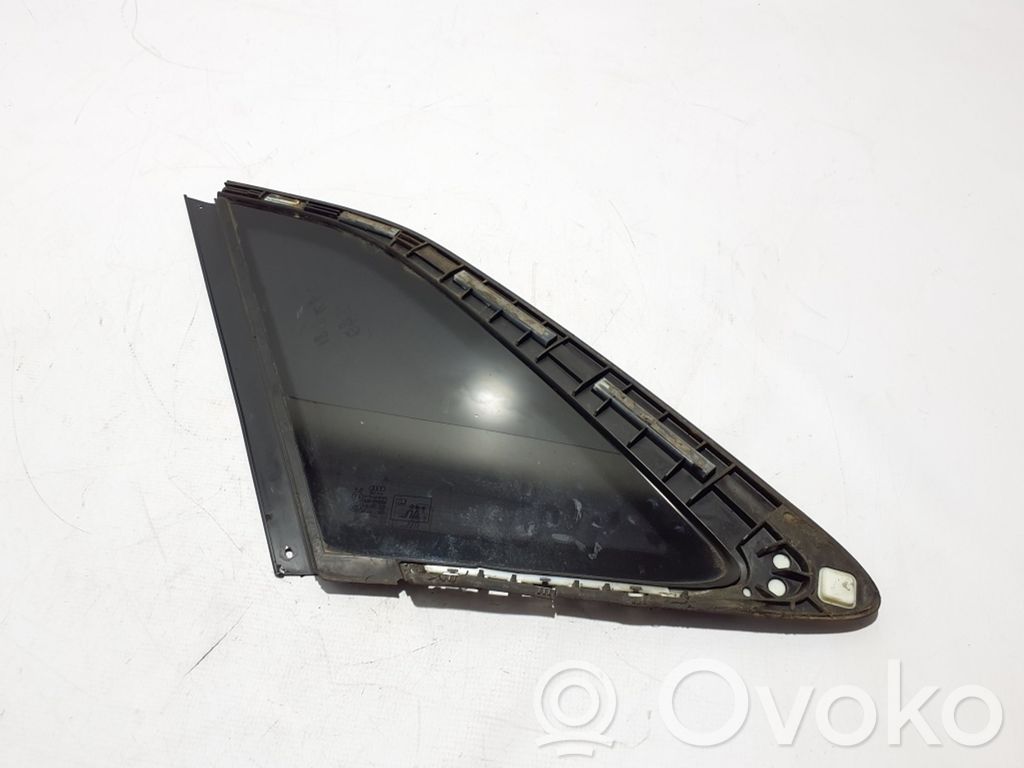 Vidrio lateral trasero   4M8845297H