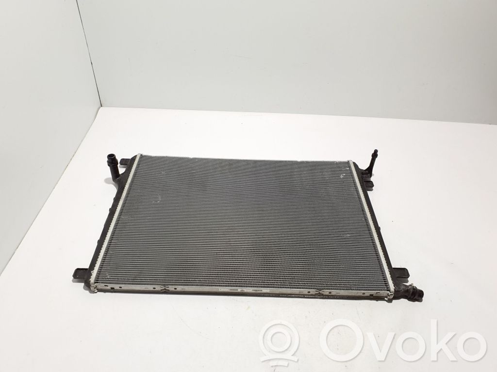 Mercedes-Benz C W206 Radiateur de refroidissement 