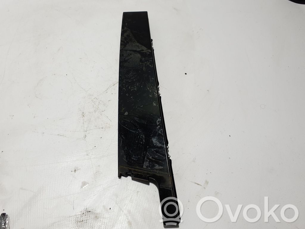 Listwa / Uszczelka szyby drzwi przednich   802842451R