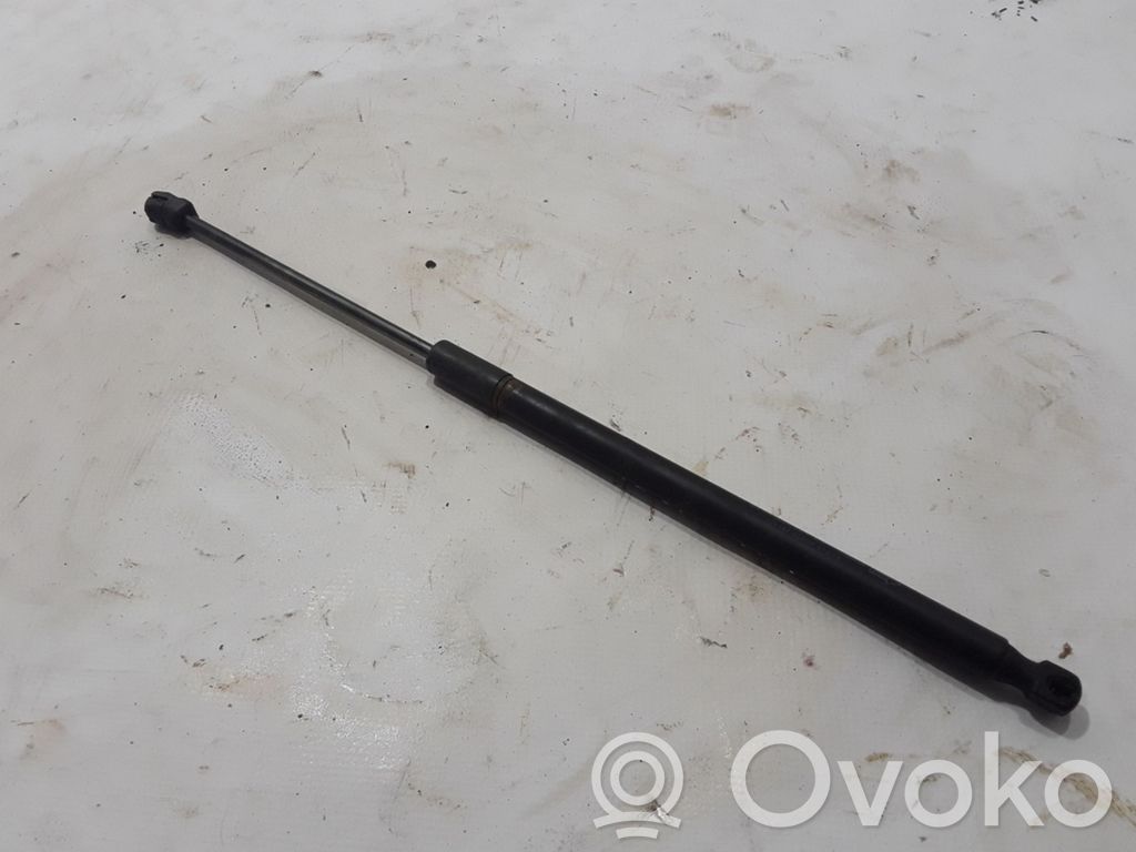Ford Ranger Siłownik maski przedniej 