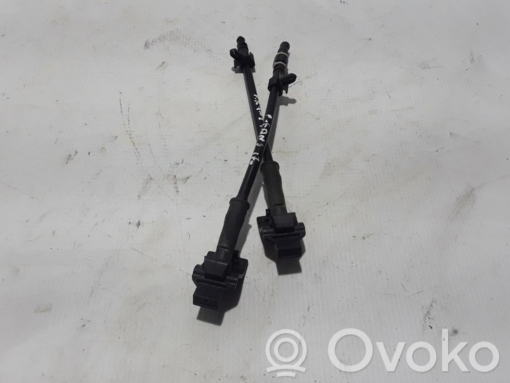 Ford Ranger Windshield washer spray nozzle 