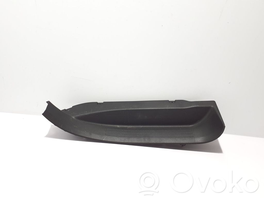 Peugeot Partner III Garniture marche-pieds avant 