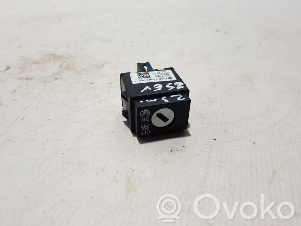 MG ZS Interruptor de encendido/apagado del airbag de pasajero 