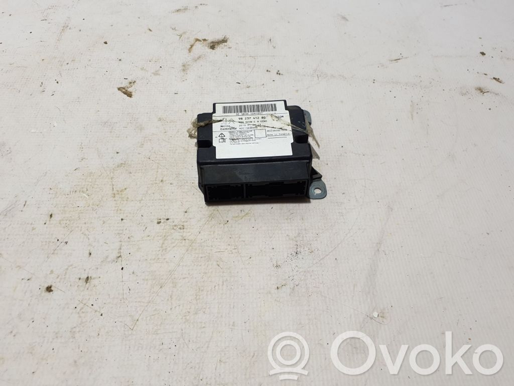 Module de contrôle airbag   9823741280