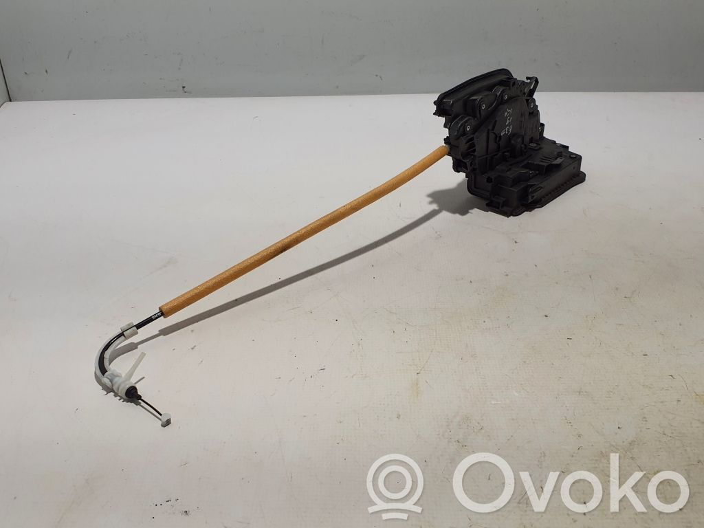 BMW 5 G30 G31 G38 Zamek drzwi przednich 