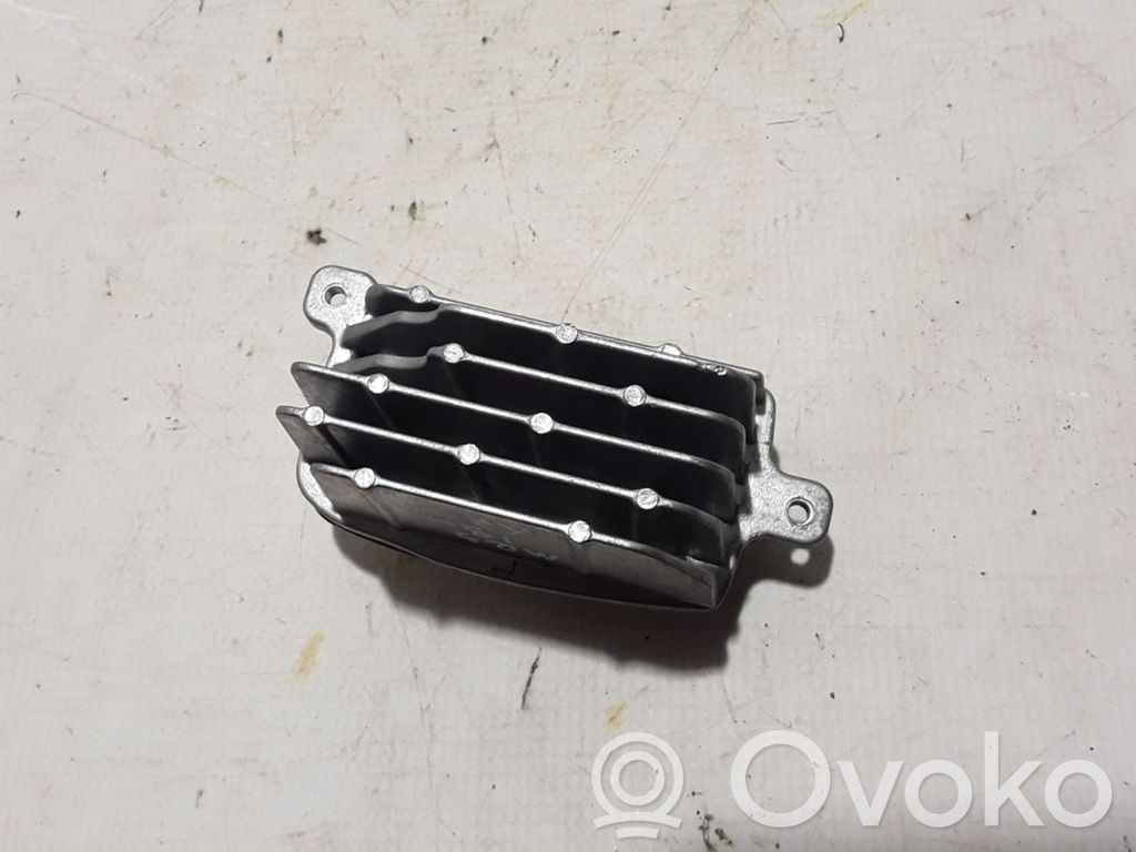 Unité de commande / module Xénon   E911937