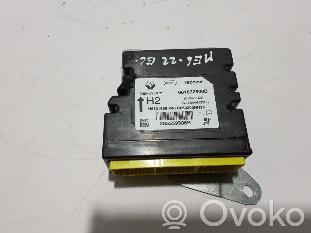 Renault Megane E-Tech Airbag control unit/module 