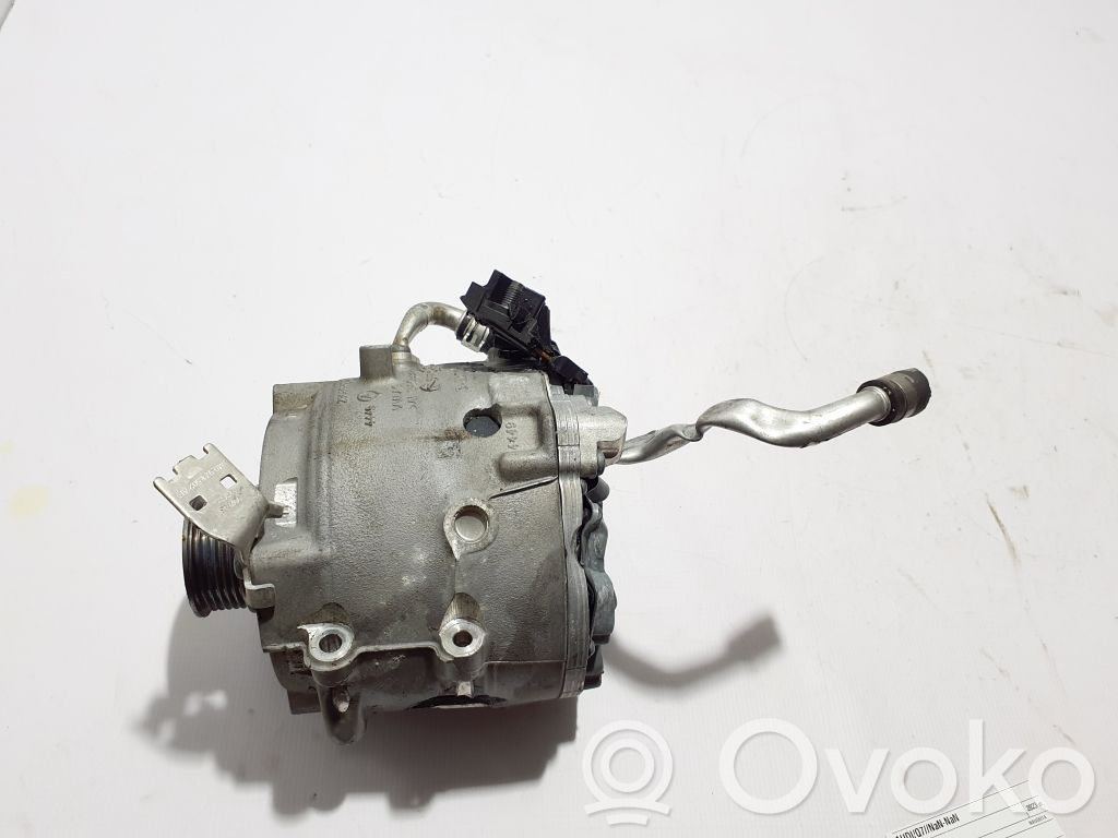 Audi Q7 4M Ģenerators 