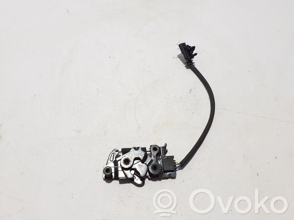 Volvo XC40 Engine bonnet (hood) release handle 