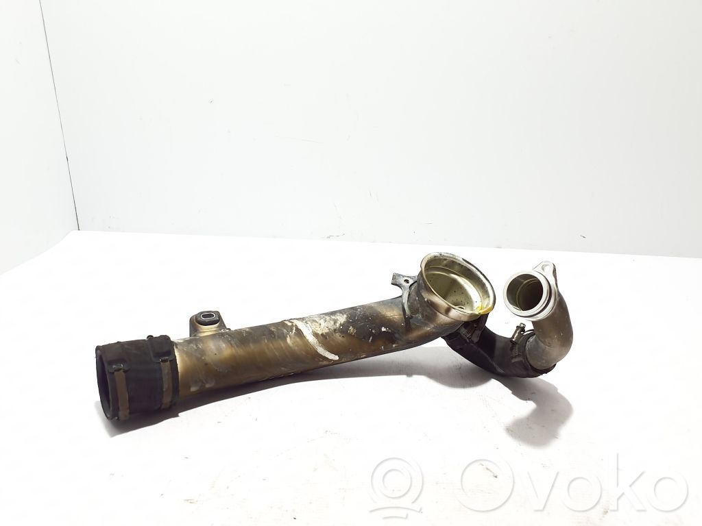 Mercedes-Benz S W223 Furtun/conductă intercooler