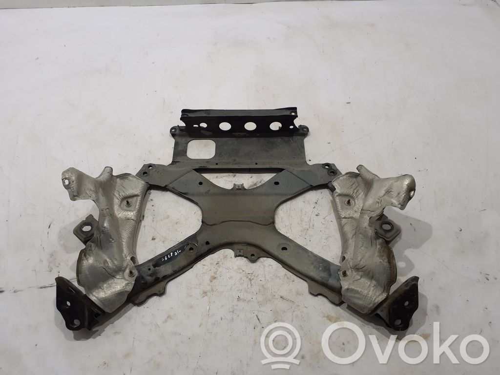 Audi A6 S6 C8 4K Priekinis traversas 