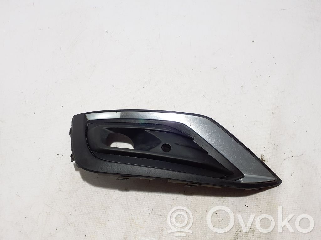 Volvo S60 Moldura/rejilla de la luz antiniebla delantera 