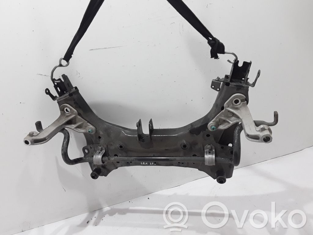 Renault Arkana Priekinis traversas 