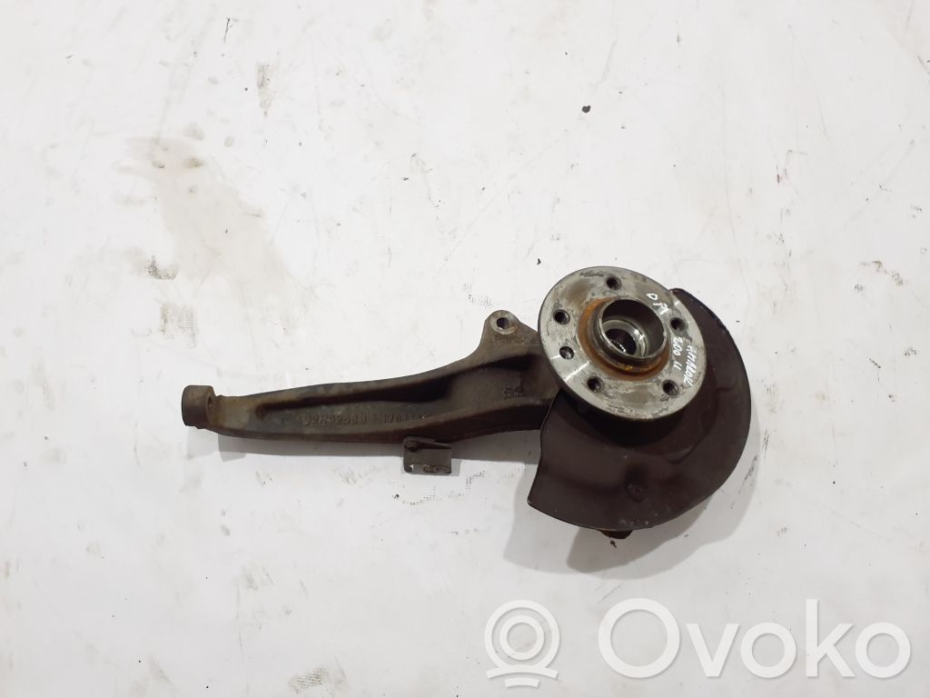 Volkswagen Amarok Cubo de rueda delantera