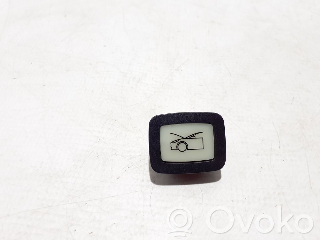 Tailgate/boot open switch button   1516185