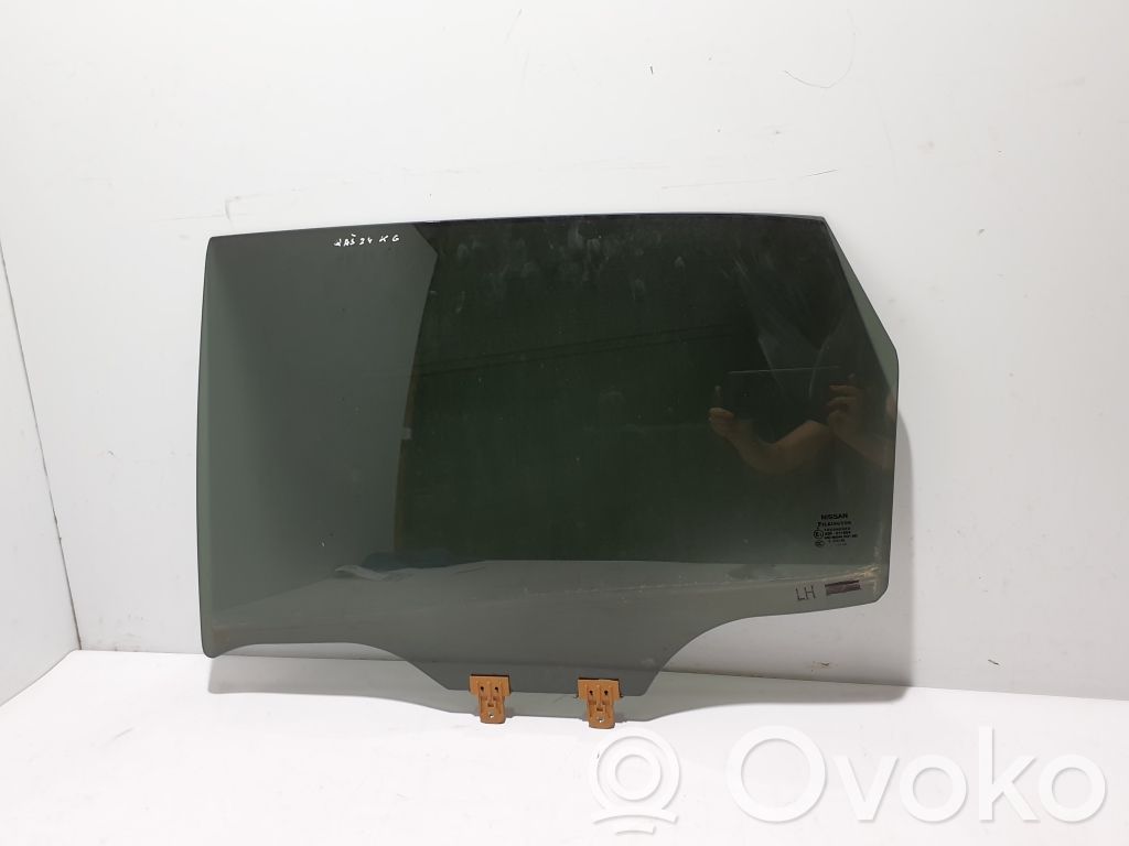 Nissan Qashqai J12 Vetro del finestrino della portiera posteriore