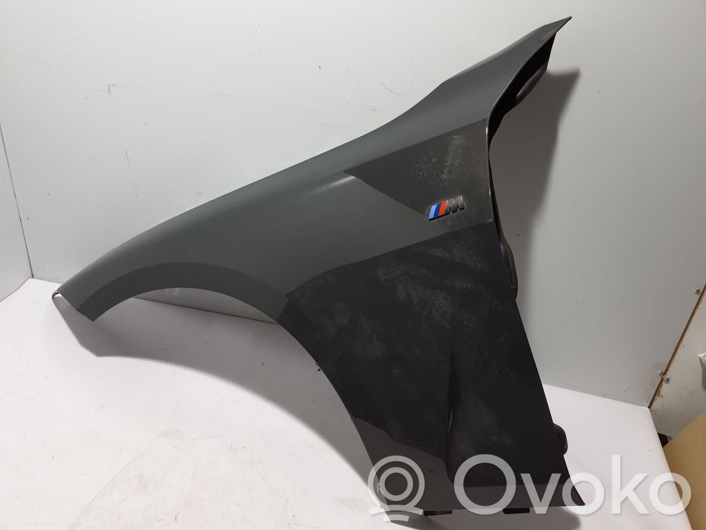 BMW 4 G22 G23 G24 G26 Aripă