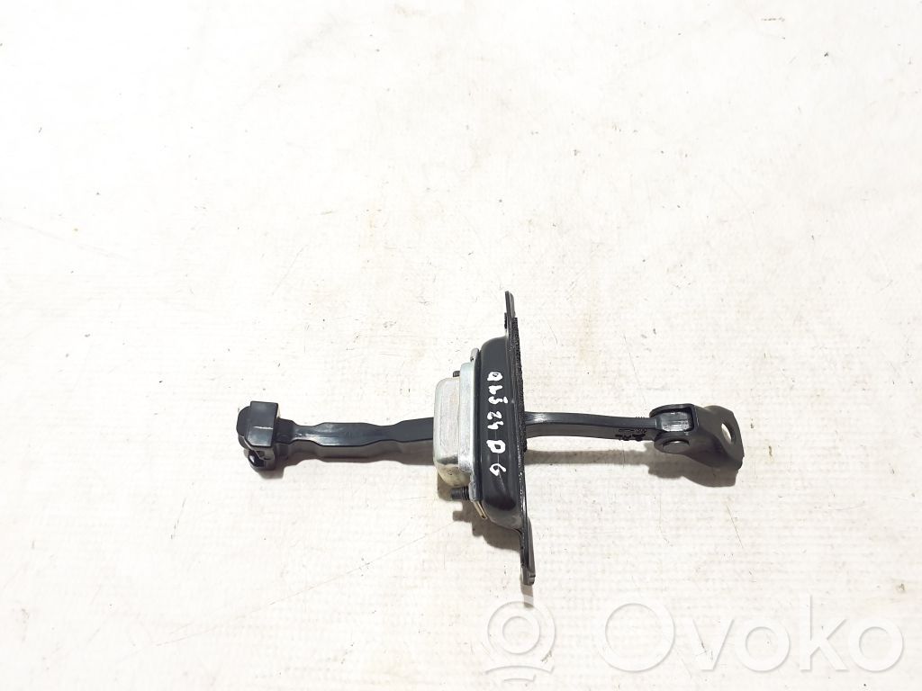 Nissan Qashqai J12 Opritor ușă spate 