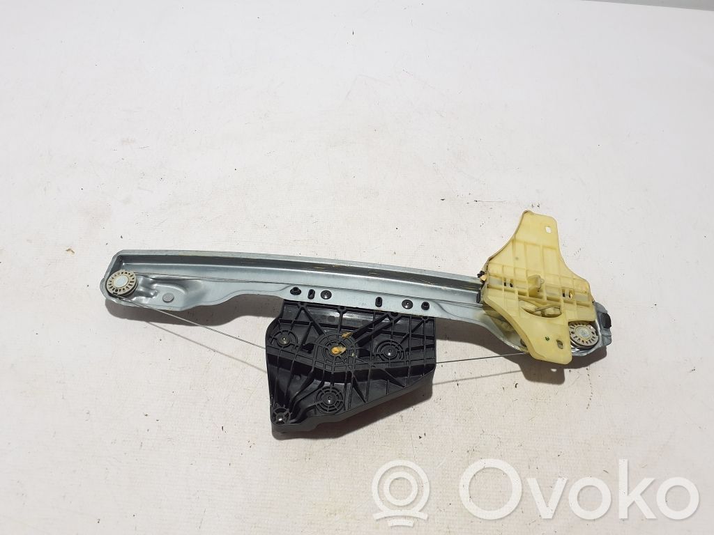 Renault Megane E-Tech Front window lifting mechanism without motor 