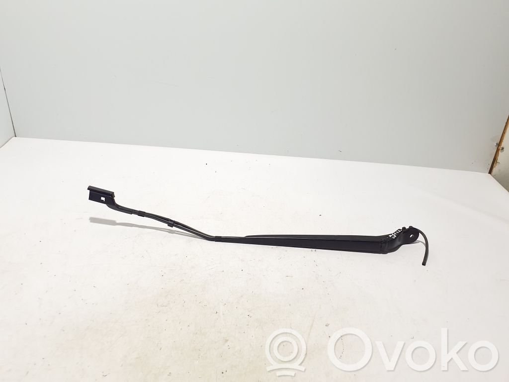 Renault Megane E-Tech Front wiper blade arm 