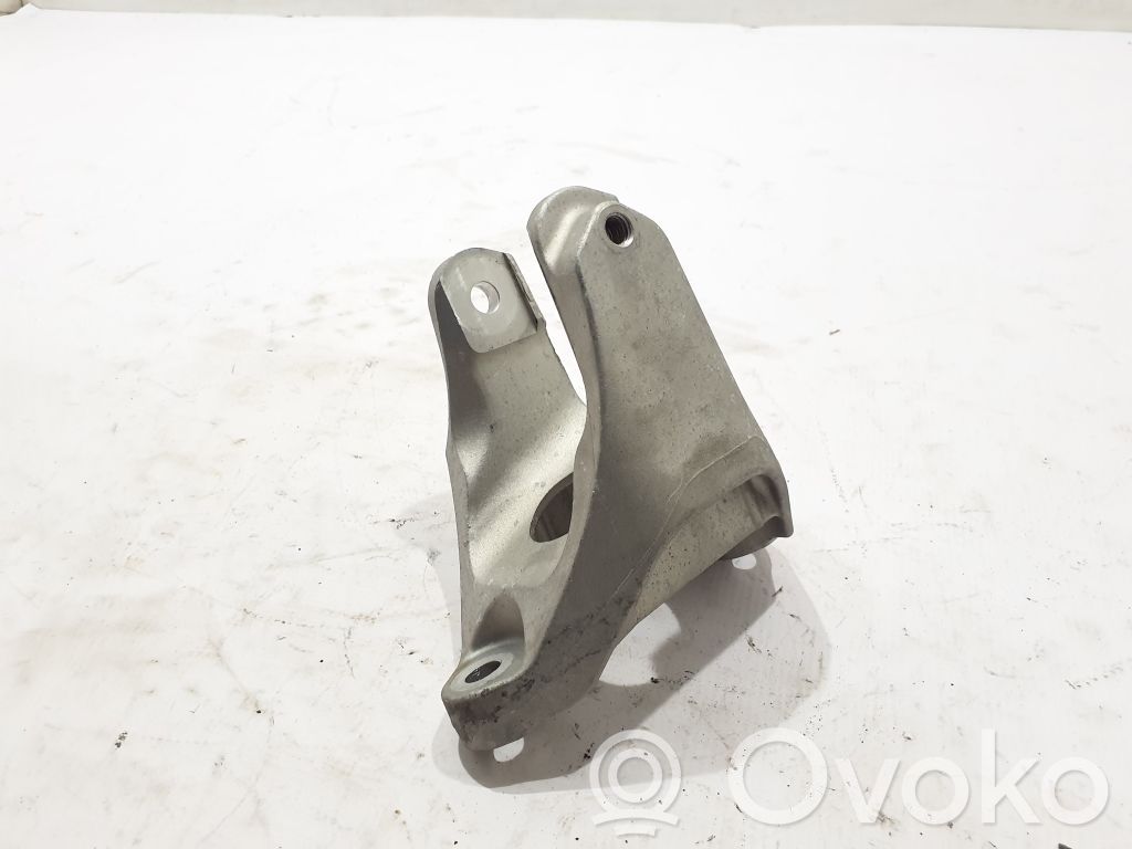 Renault Megane E-Tech Engine mounting bracket 