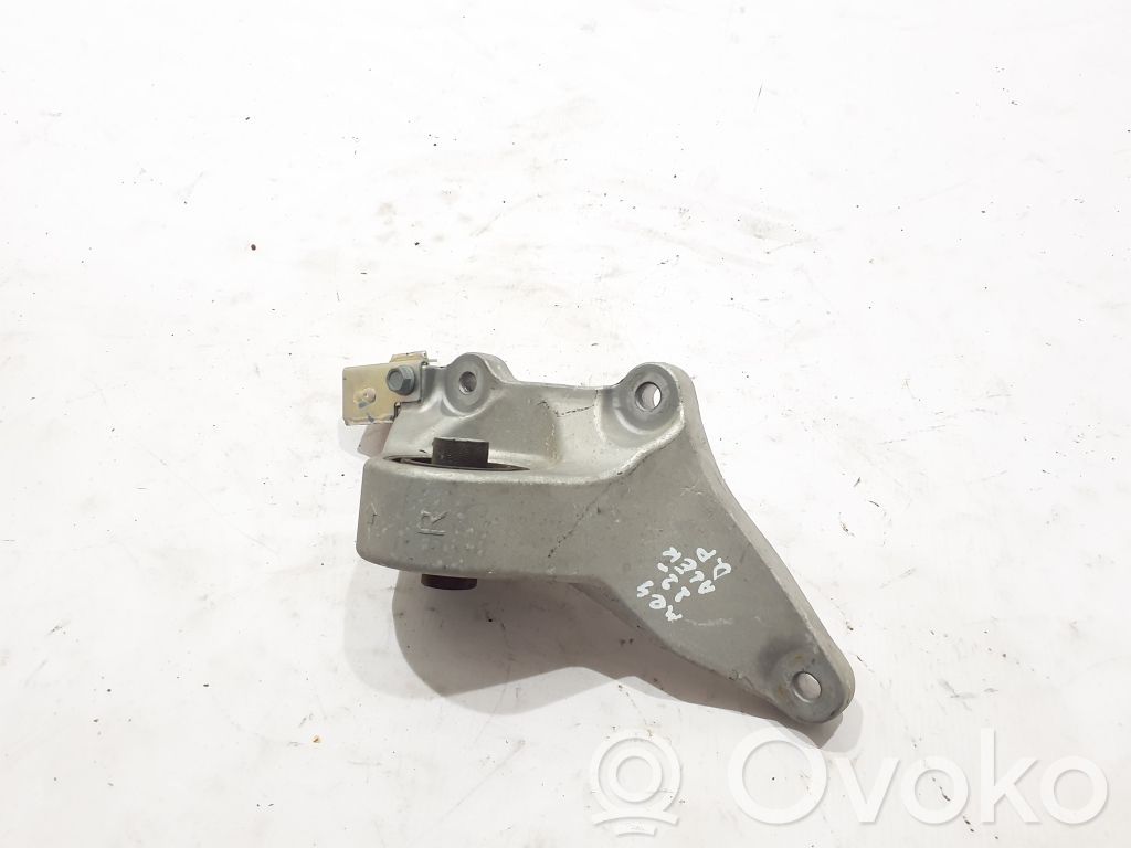 Renault Megane E-Tech Engine mount bracket 
